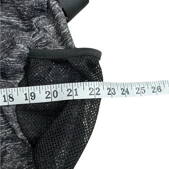 PINK Victoria's Secret Gym Bag Gray Adjustable Straps - Picture 4 of 7